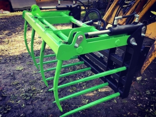 Muck Grabs (Tractor Loader) 3