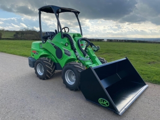 5 Series Avant Buckets 0